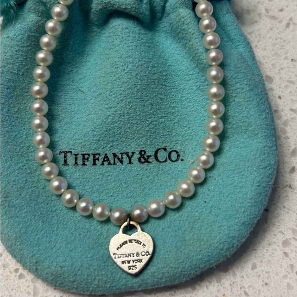 Tiffany pearl bracelet